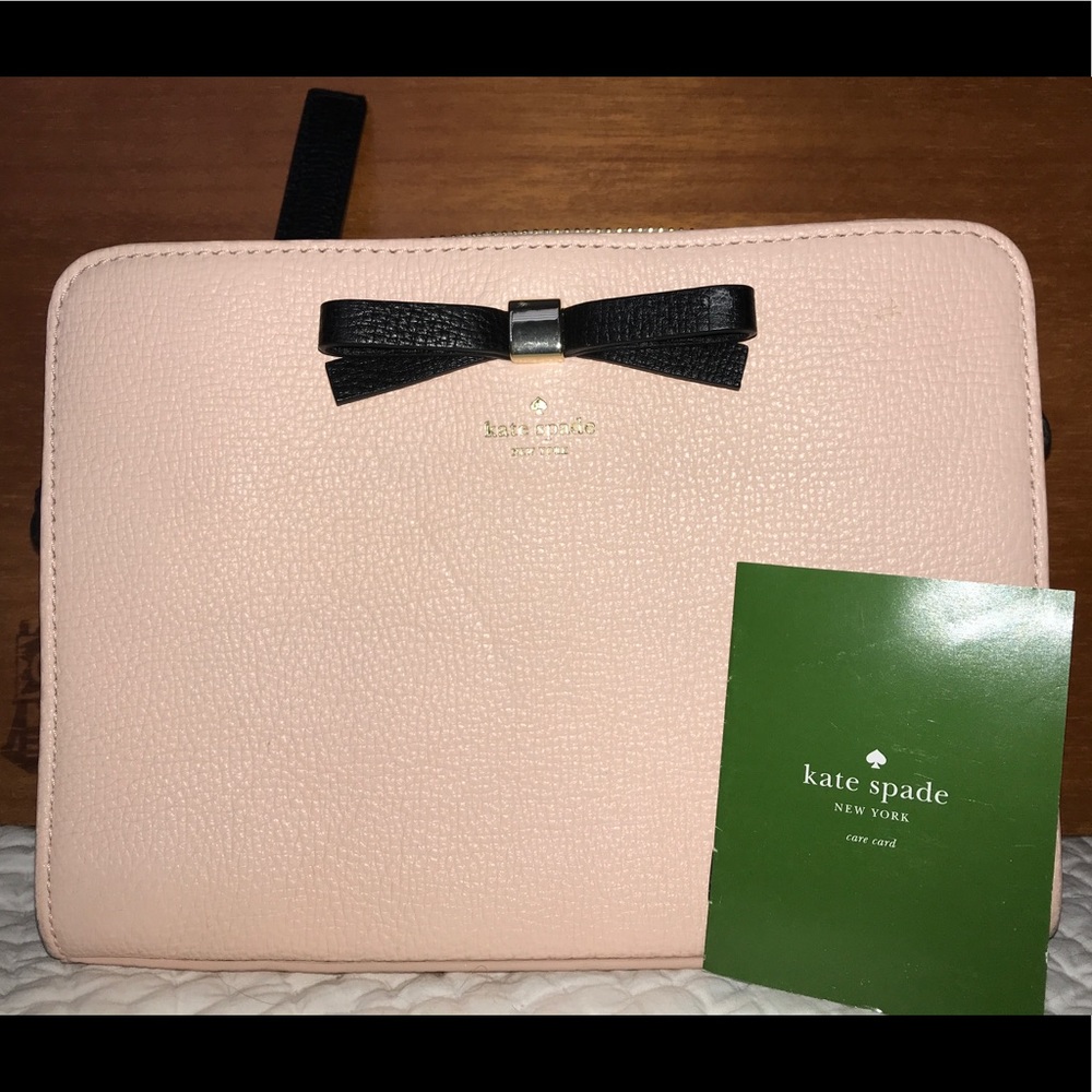 Kate Spade Cross Body Light Pink w/Black Purse